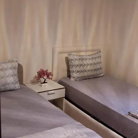 Appartement F.a.a Sabiha Goekcen Istanboel