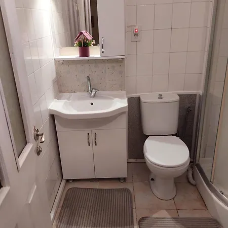 F.a.a Sabiha Goekcen Apartamento